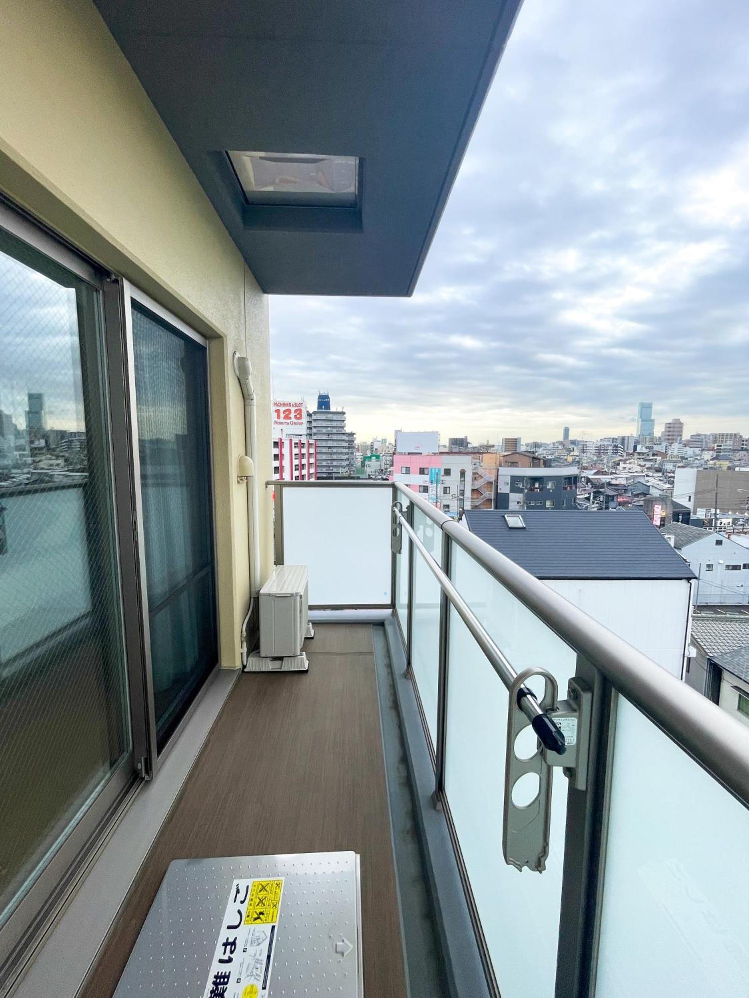 Shinkou House Ue Lägenhet Osaka Exteriör bild