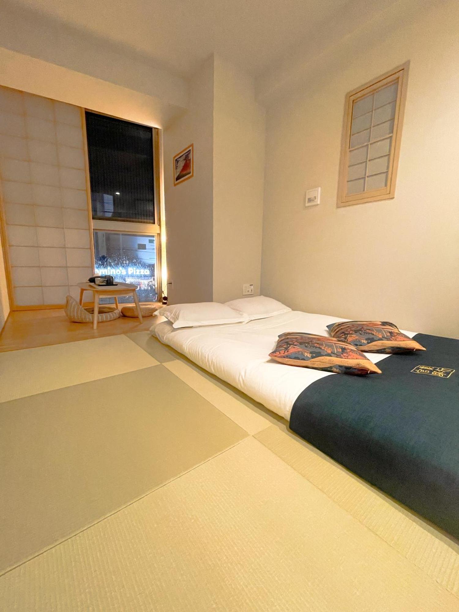 Shinkou House Ue Lägenhet Osaka Exteriör bild